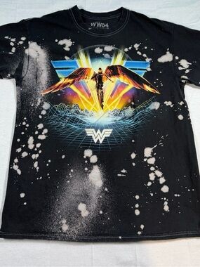 Official Wonder Woman 1984 (WW84) Bleach-Splatter Graphic T-Shirt